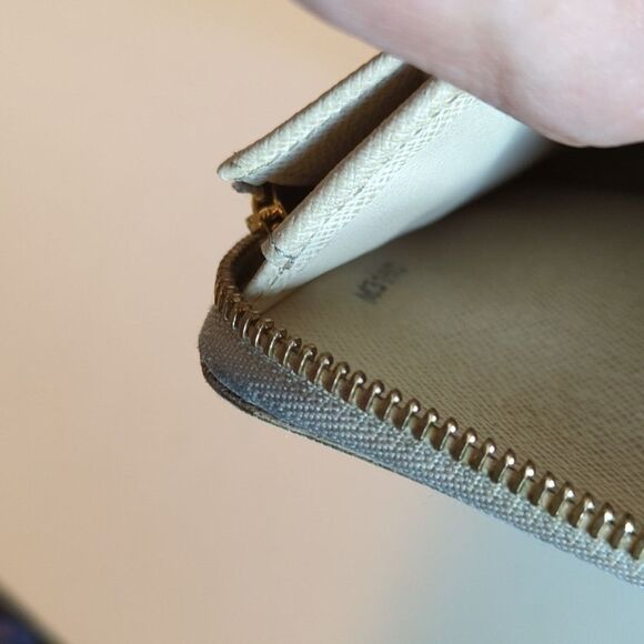 Louis Vuitton Damier Azur Zippy Wallet Organizer - Picture 9 of 10